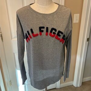 Tommy Hilfiger Women's Gray and Red Crew Neck Sweater